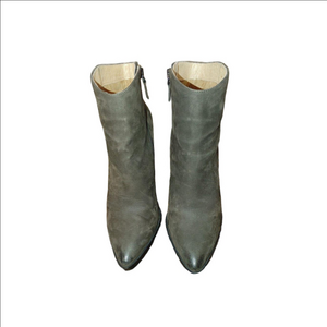 Halogen Boots Size 8